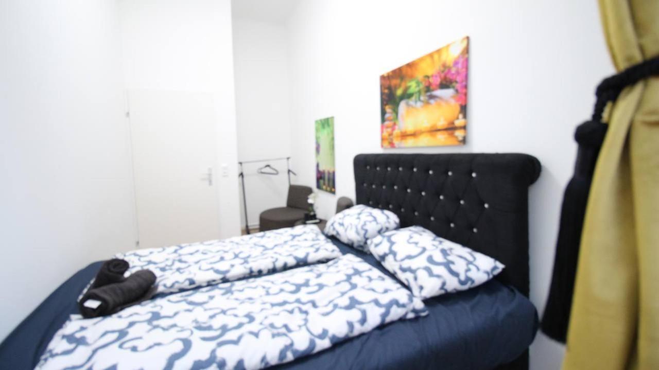 Modern Double Room Js B Vienna Exterior photo